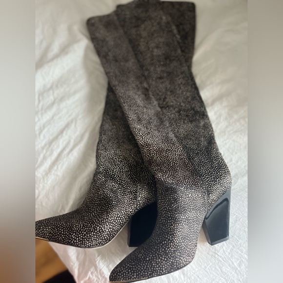 Tory Burch $628 Lila Calf Hair Knee High Heeled Boots Made in Brazil size 6 - Picture 13 of 13